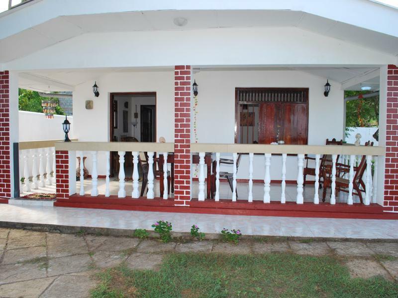 Beach House Mirissa Kültér fotó